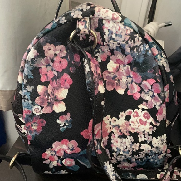 Mini backpack - Picture 2 of 2